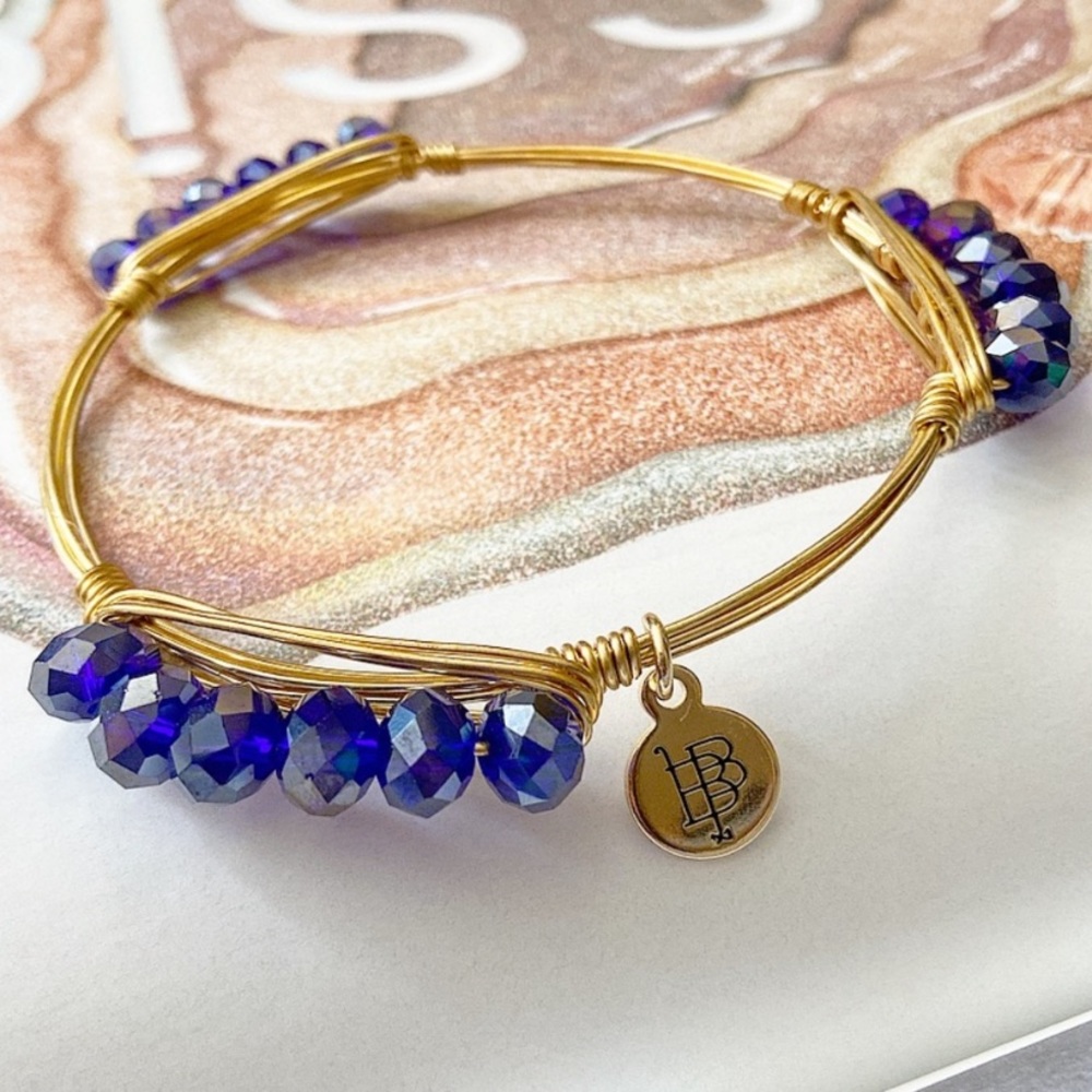 NWOT*Bourbon and Bowties Wire Wrap Bracelet